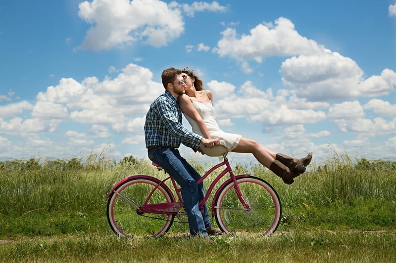 10 Formas De Hacer A Tu Esposo Feliz (¡Y A Tu Matrimonio Más!)